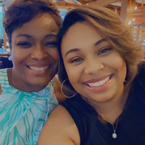 Meet your Posher, Bianca - Picture 1 of 1